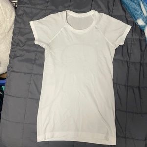 Swiftly Tech Short Sleeve